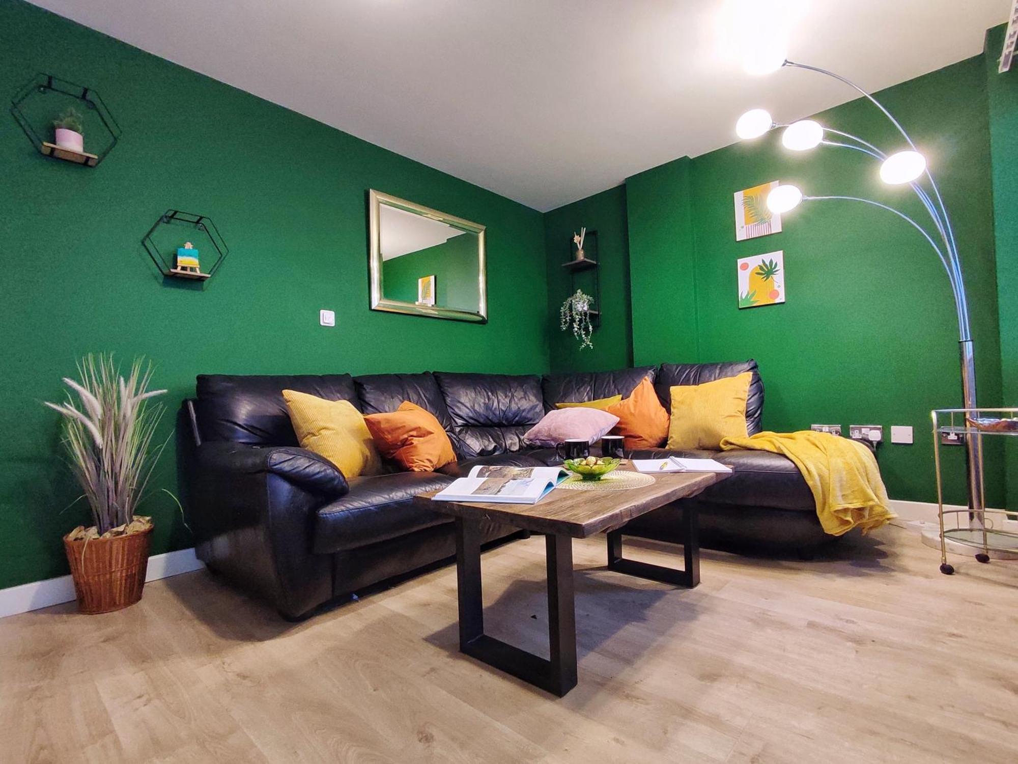 Duplex Apartment In Leeds With King Size Bed - Long Stay Rates Available Екстер'єр фото