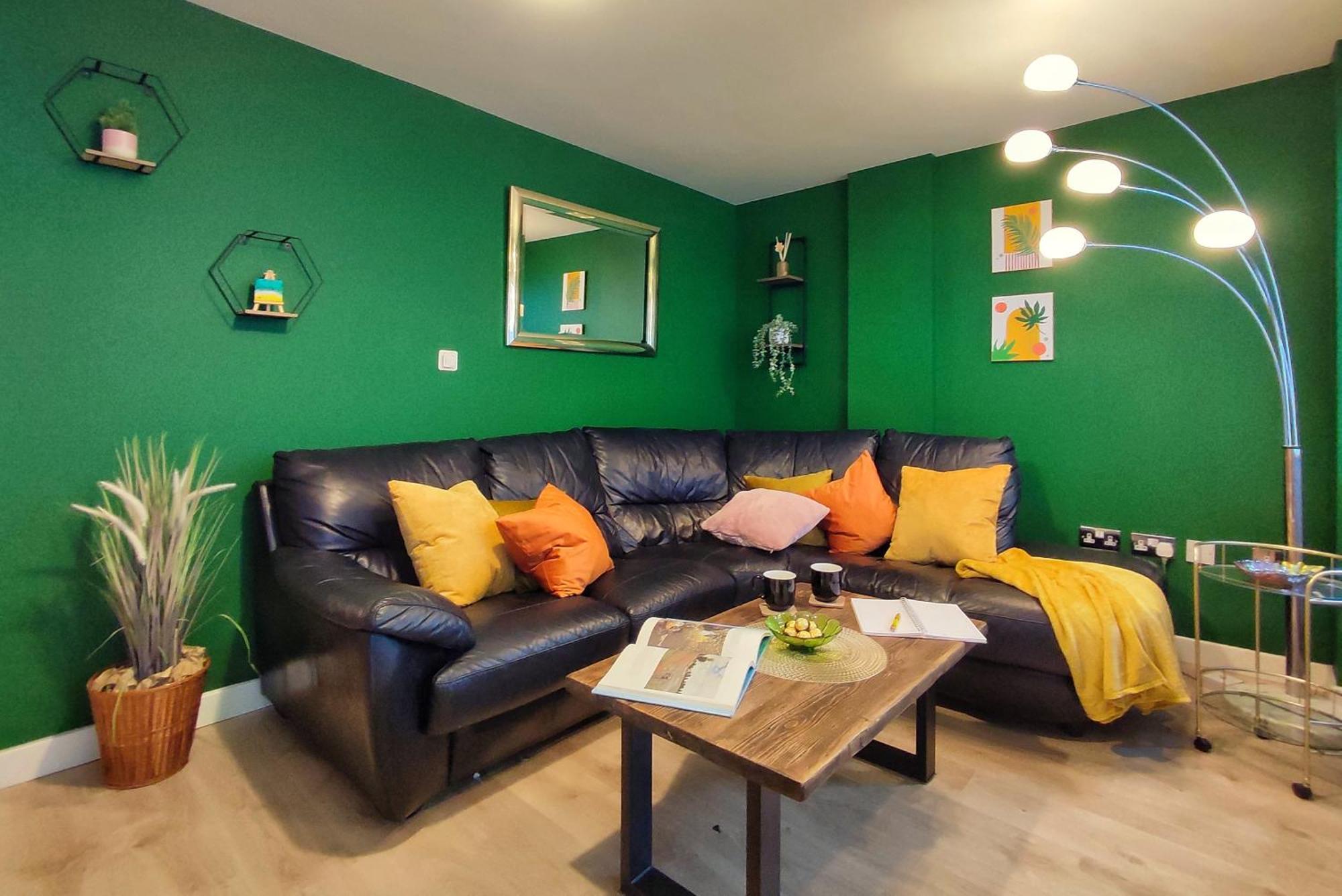 Duplex Apartment In Leeds With King Size Bed - Long Stay Rates Available Екстер'єр фото